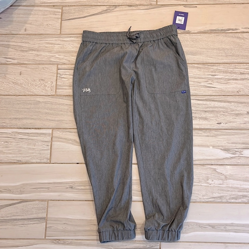 Womens Huk fishing joggers
